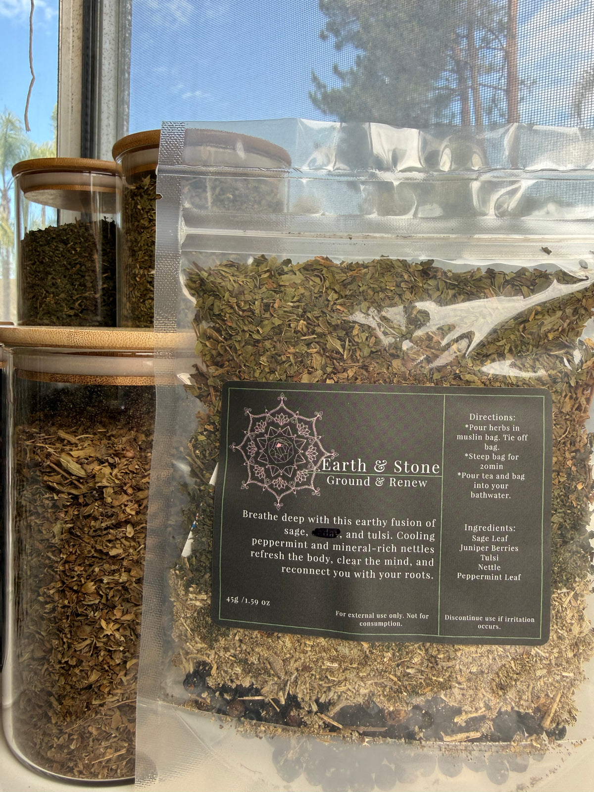 Earth & Stone – Ground & Renew